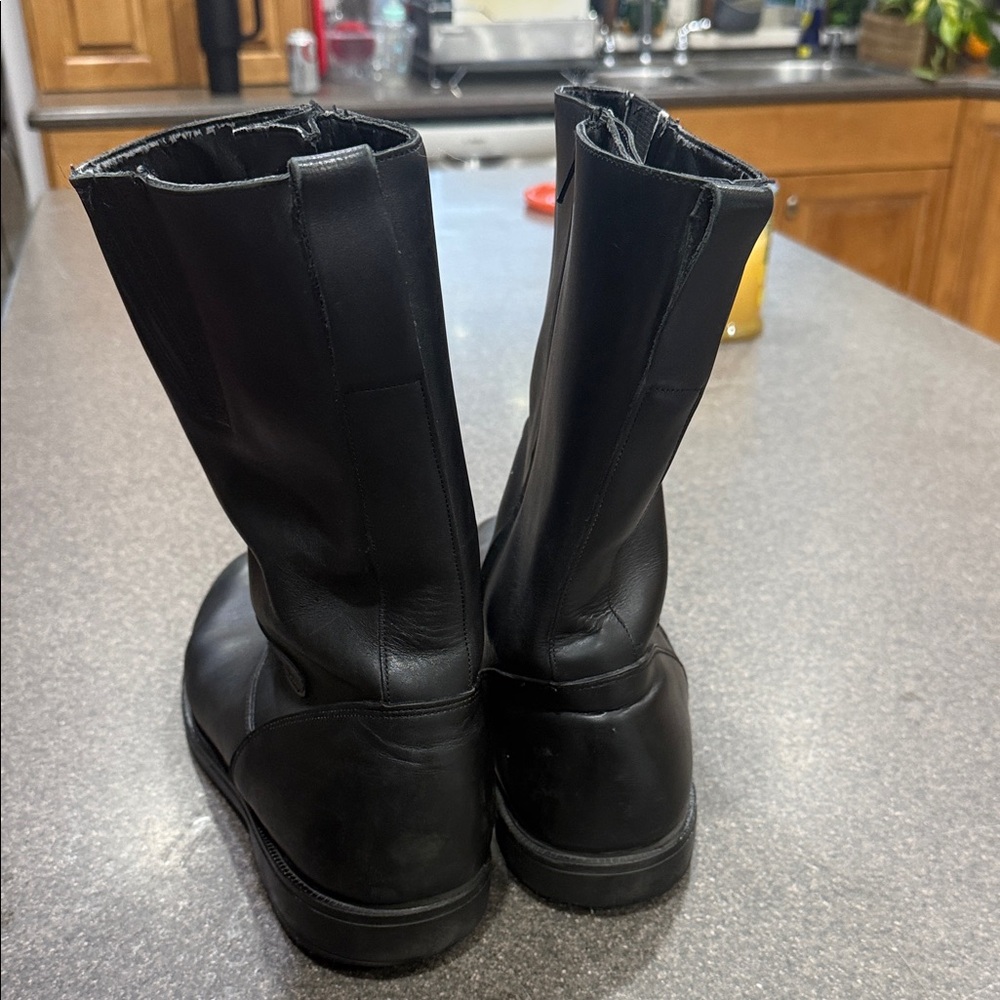 Men's Black Leather Pull-On motorcycle boots - Picture 3 of 16